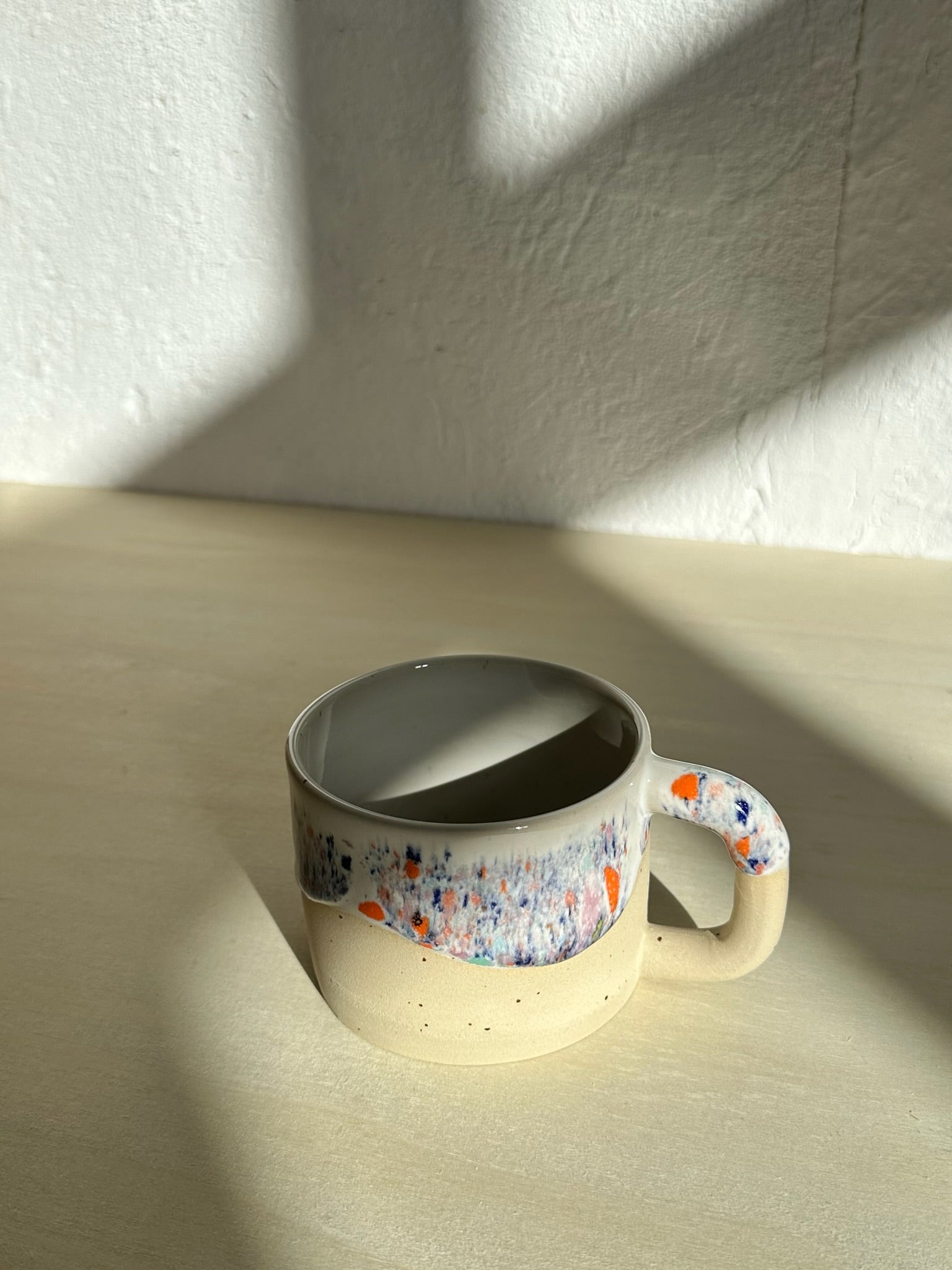CONFETTI MUG