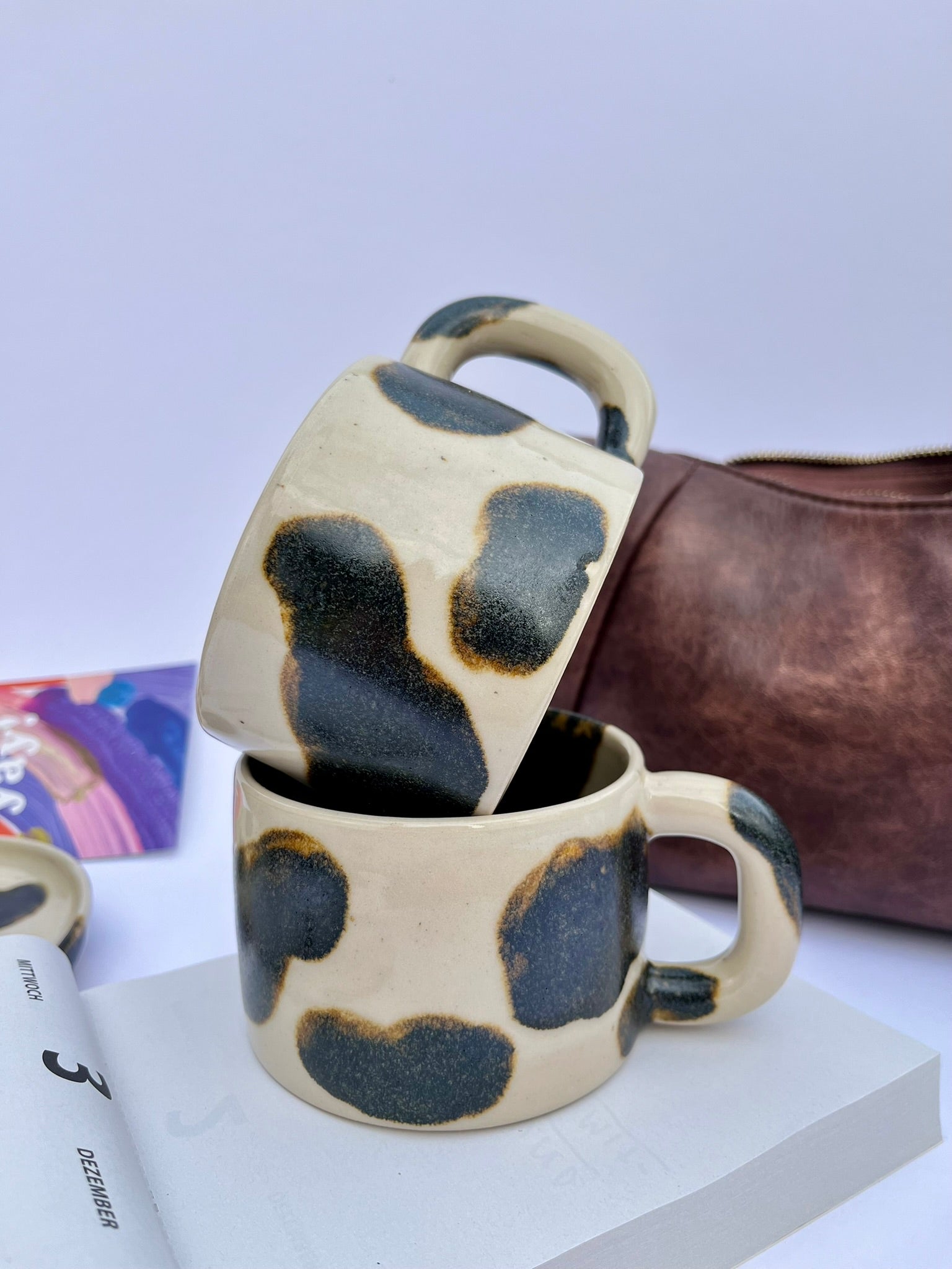 CASUAL COW MUG